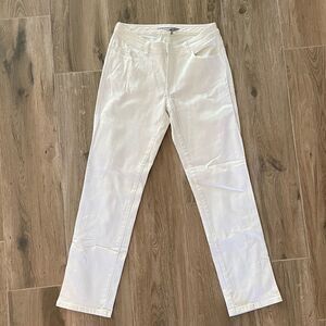 Chico’s Platinum Denim Collection Size 0.5 (US 6) White Stretch Jeans
